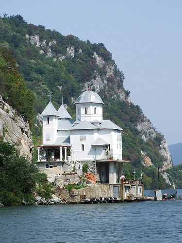 Manastirea Mraconia